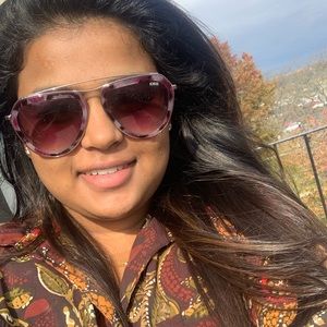 Meet your Posher, Stuti